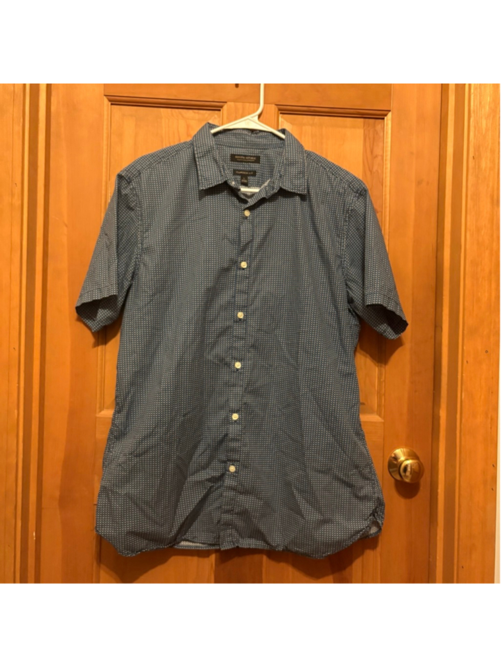 Banana Republic Micro-Geometric Custom 078 Camden Fit Short Sleeve Button Down